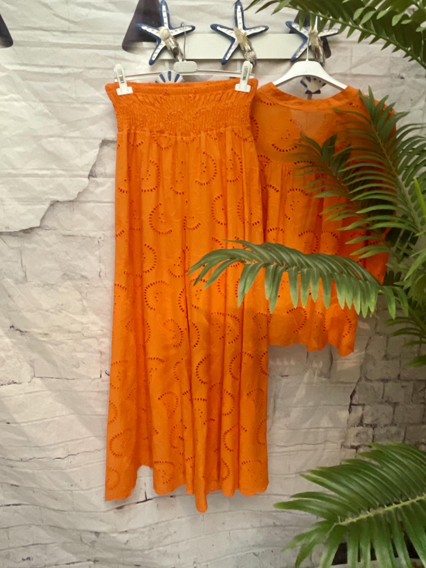 Pantalón Troquelado Naranja