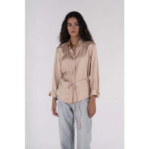 CAMISA SATINADA BEIGE