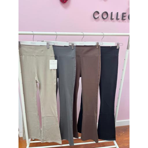 LEGGING ACAMPANADO VARIOS COLORES HASTA XL [2]