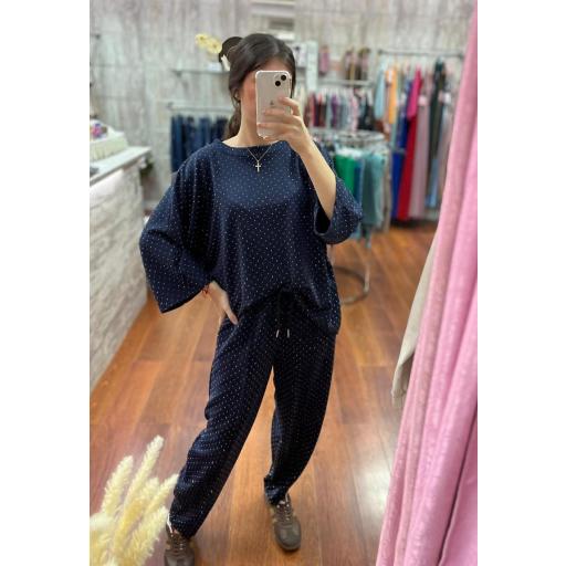 CONJUNTO SUDADERA Y PANTALON EN NEGRO, MARRON Y MARINO [0]