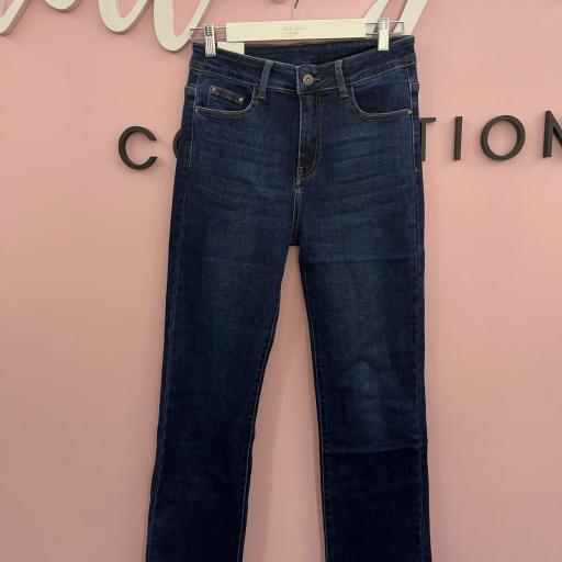 JEANS RECTOS HASTA 44 [0]