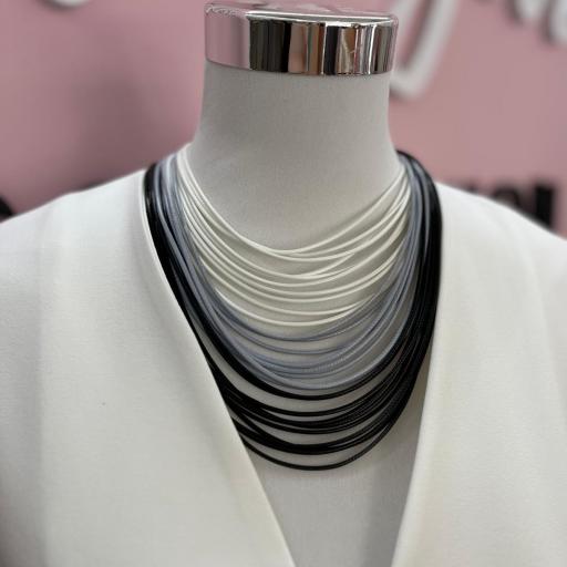 Collar Multi Negro