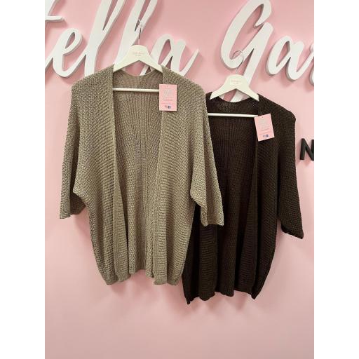 CHAQUETA en Chocolate y Blanco [1]