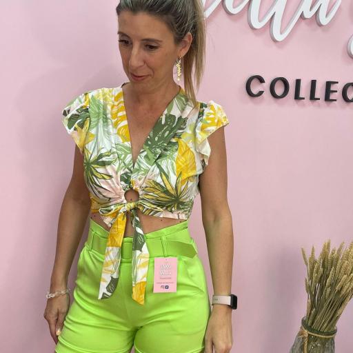 Pantalón Corto Cinturón en Verde y Amarillo