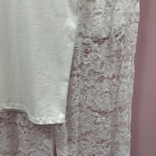 CONJUNTO CAMISETA Y PANTALON [1]