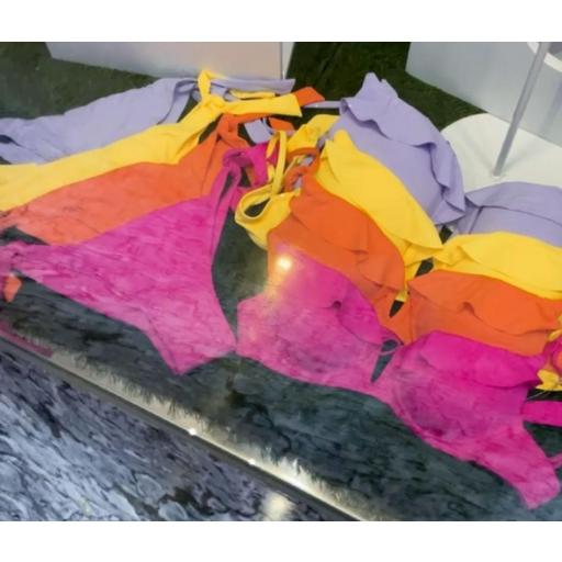 Top Bikini Volantes en Naranja en XL [1]