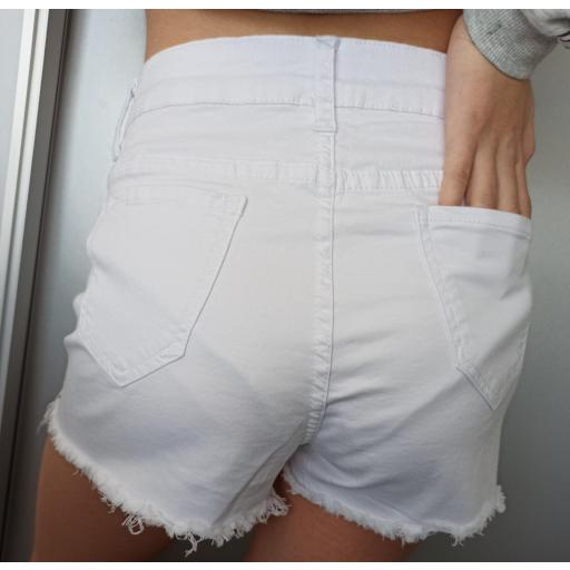 Short Brillos en Blanco Talla L [3]