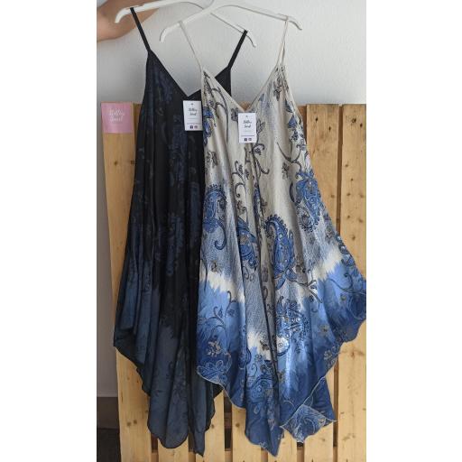 Vestido Pañuelo en Negro y Blanco [1]