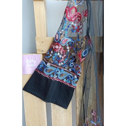 Levita Tul Bordado en Rojo y Azul [2]