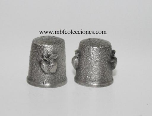 DEDAL CON MANZANAS ​RF. 09915