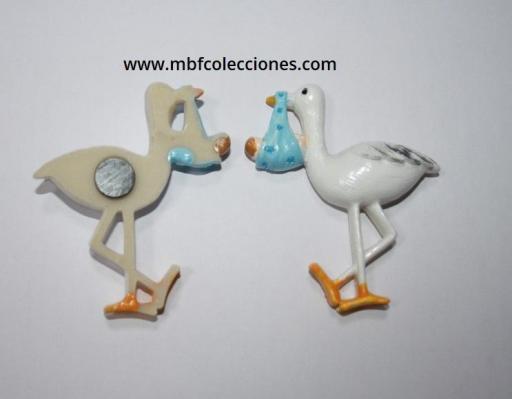 IMÁN CIGÜEÑA BEBÉ AZUL  mide aprox. 6x5cm. ​RF. 09486 [0]