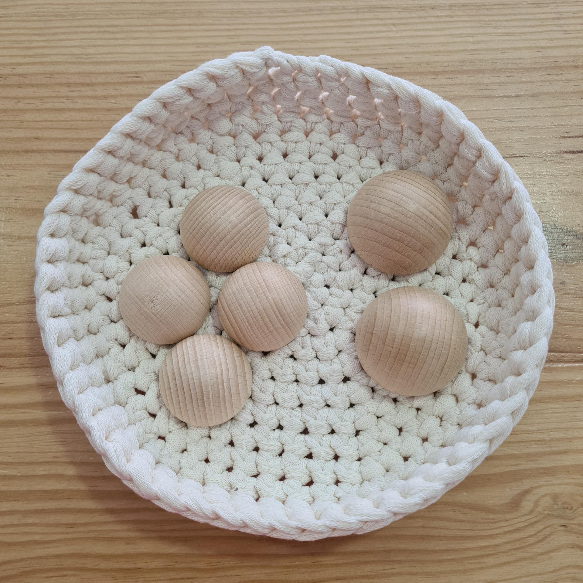Media esfera madera - cesta de tesoros 