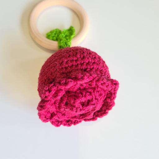 Sonajero mordedor ROSA hecha en crochet [1]