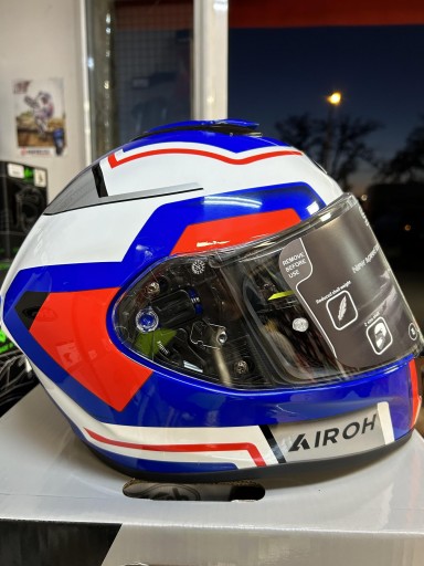 Casco de fibra Airoh ST501 Square Blue/Red Gloss