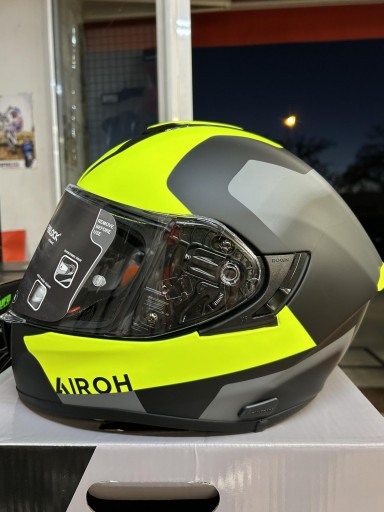 Casco de fibra AIROH ST. 501 Dock Yellow Matt [0]