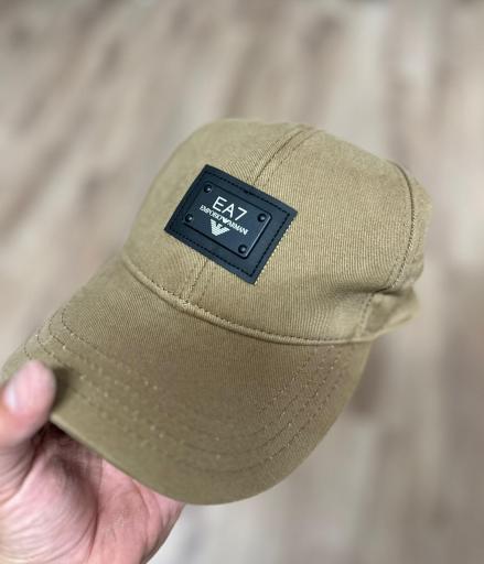 Gorra Beige EA. [2]