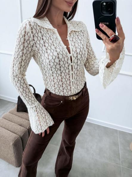 Blusa Colette | Blusa de encaje con botones y manga acampanada [0]