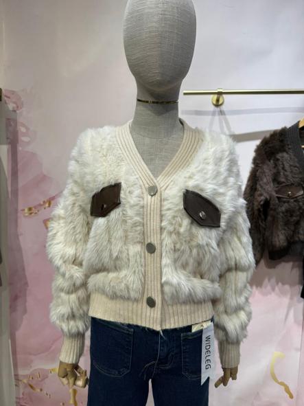 Chaqueta Vicenta | Chaqueta corta efecto pelo con bolsillos [1]