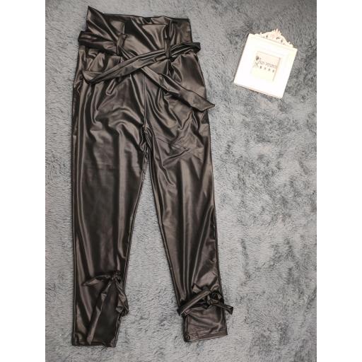 Pantalón Grey Lazos [3]