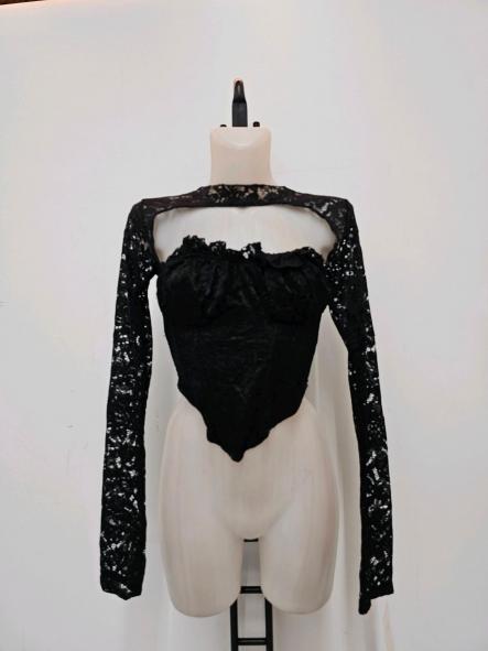 Midnight Desire | Top corsetero de encaje [1]