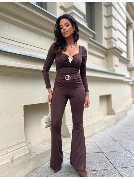 Pantalón Velvet Fit | Pantalón acampanado de licra gruesa con cinturón [1]