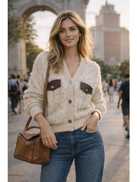 Chaqueta Vicenta | Chaqueta corta efecto pelo con bolsillos