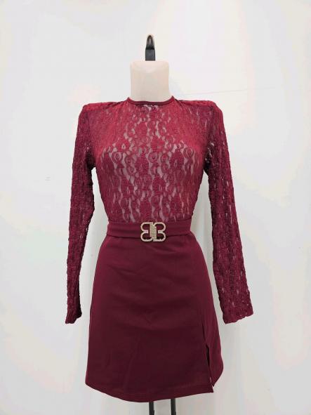 Mono Lace BB | Mono corto de encaje con cinturón joya [1]