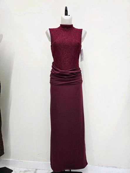 Vestido Largo Encaje Elegance | Vestido Largo Ajustado con Detalle de Encaje [2]