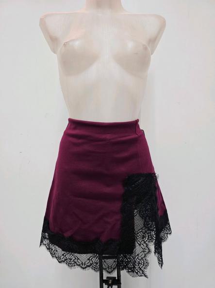 Falda Lencera | Mini con encaje negro [4]