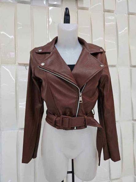 Cazadora Biker Verona | Cazadora corta de polipiel con cinturón [5]