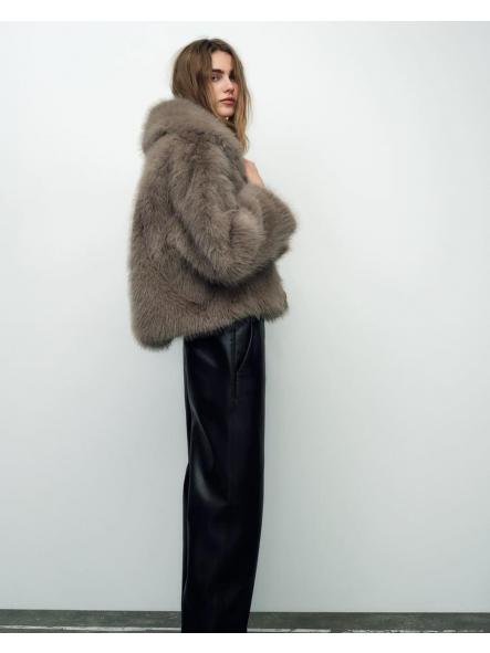 Abrigo Polar Diva | Abrigo peluche premium con cierre de hebilla [2]