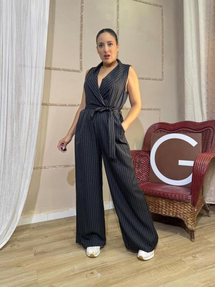 MONO NEGRO SIN MANGAS CON RAYAS BLANCAS [2]