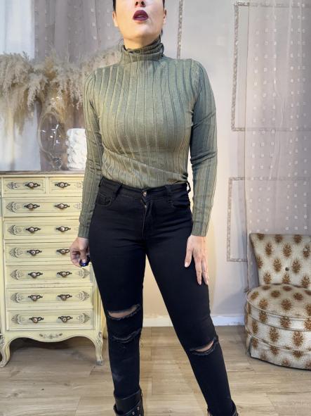 JERSEY DE CUELLO VUELTO BASICO COLOR VERDE [1]