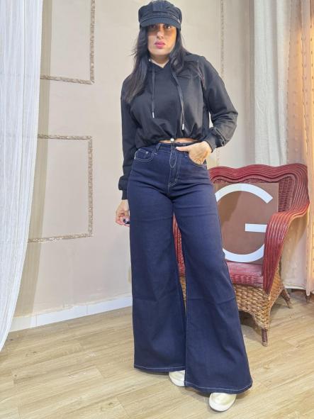 SUDADERA CORTA NEGRA