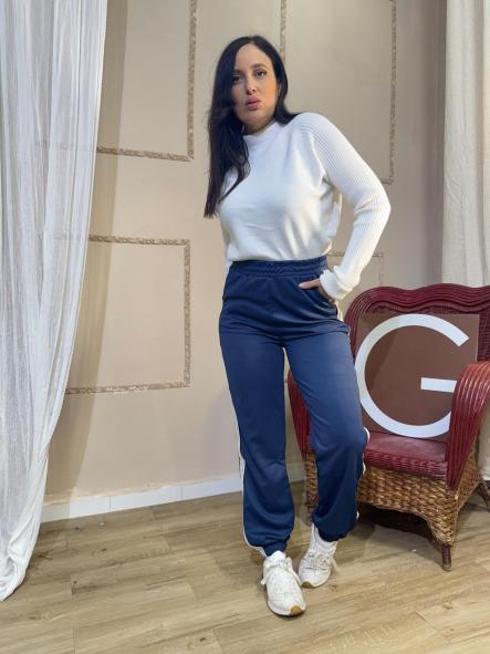 PANTALON AZUL MARINO RAYAS LATERALES BLANCAS CON OSITOS [1]