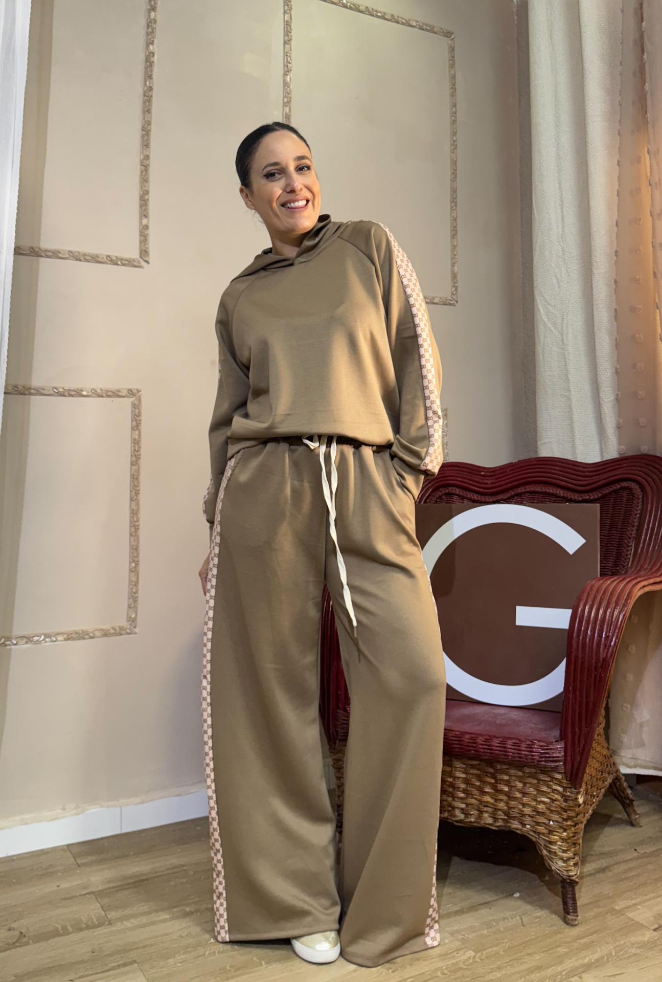 CHANDAL CAMEL CON LATERAL BEIG DE ALGODON