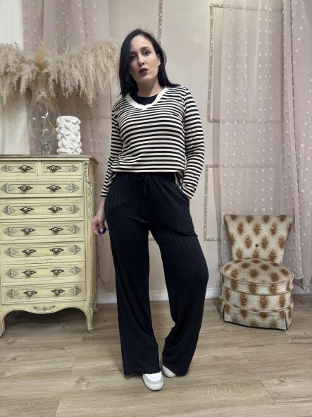 CAMISETA NEGRA RAYAS [1]