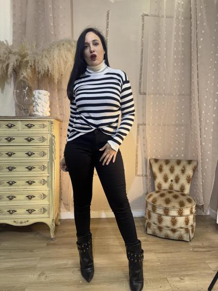 JERSEY CUELLO RAYAS BLANCO