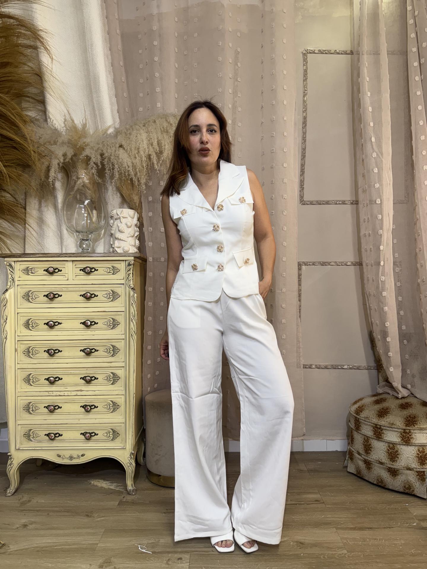 CONJUNTO TRAJE ADEREZOS BLANCO