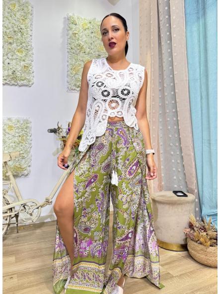 PANTALON ESTAMPADO CACHEMIR FONDO VERDE CON ABERTURAS DELANTERAS [2]