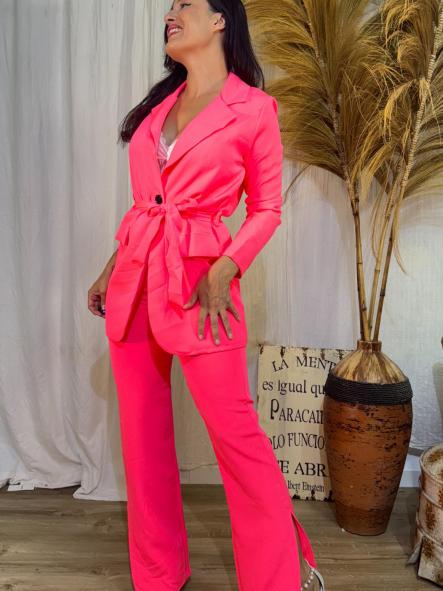 CONJUNTO TRAJE ROSA [1]
