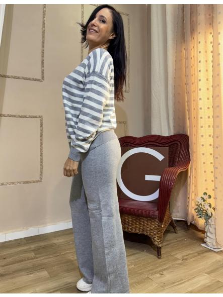 CONJUNTO GRIS DE PUNTO PANTALON LISO JERSEY DE RAYAS  [0]
