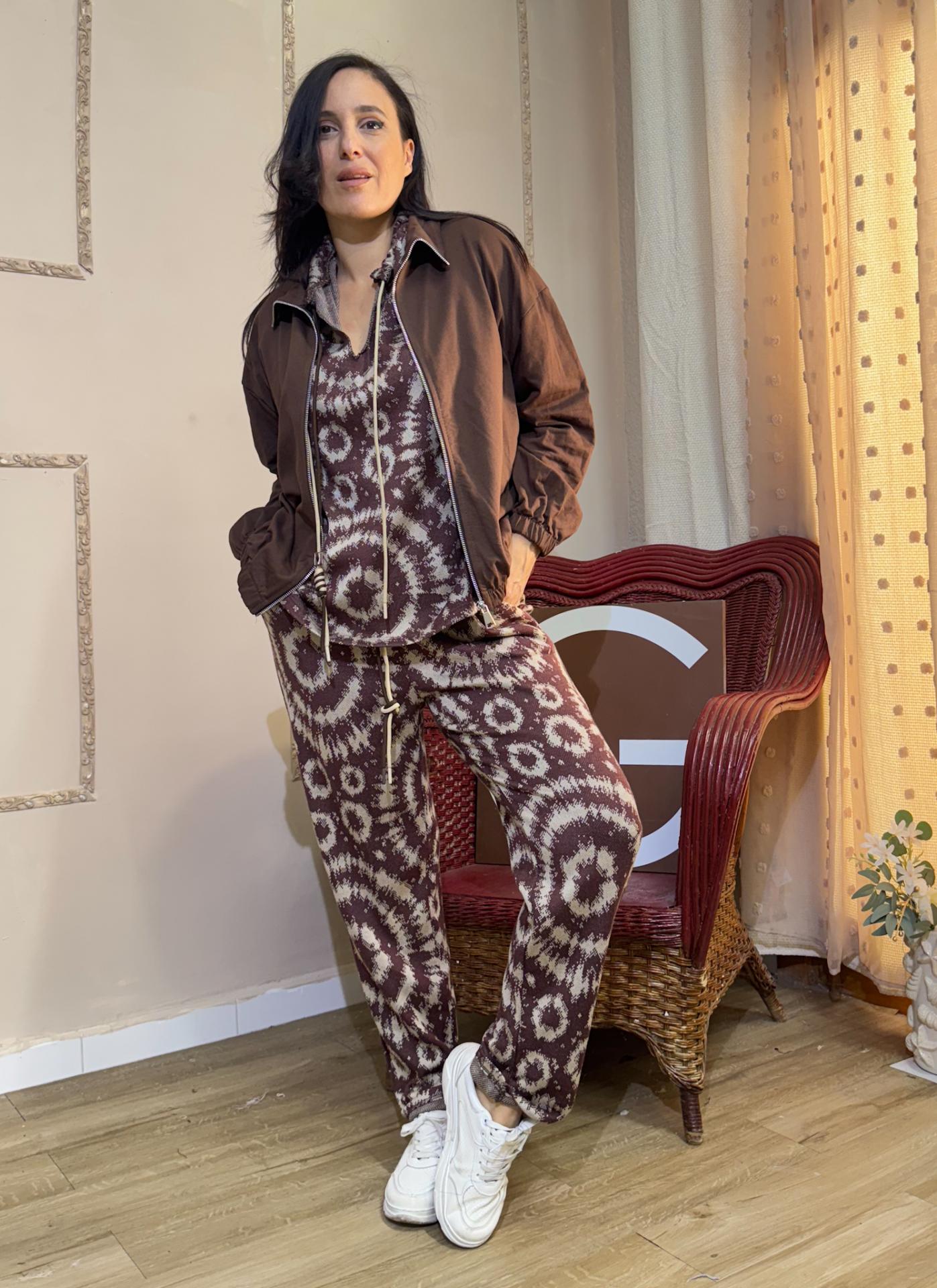 CHAQUETA MARRON CHOCOLATE CREMALLERA