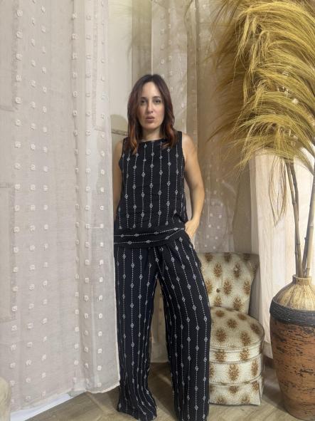 CONJUNTO LINO NEGRO [0]