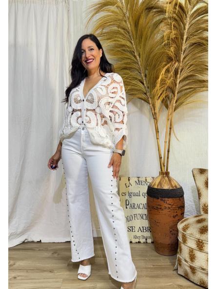 CHAQUETA DE GANCHILLO BLANCA