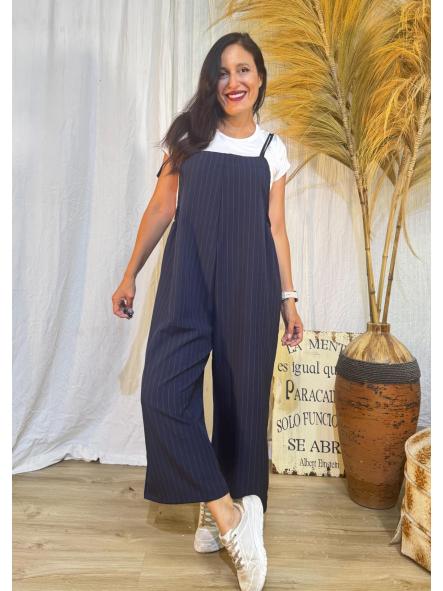 CONJUNTO AZUL MARINO MONO Y CAMISETA BLANCA CON RAYITAS