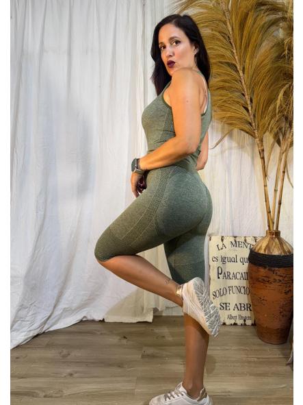 CONJUNTO DEPORTIVO VERDE PANTALON CORTO