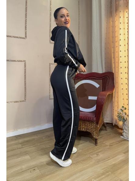 CHANDAL NEGRO CON RAYAS LATERALES BLANCAS [1]