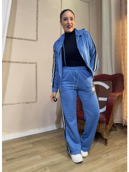 CHANDAL AZUL CON RAYAS LATERALES BLANCAS [1]