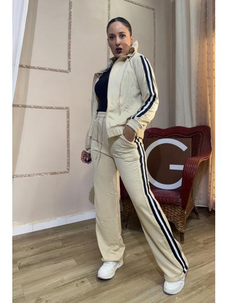 CHANDAL BEIG CON RAYAS LATERALES BLANCAS [0]